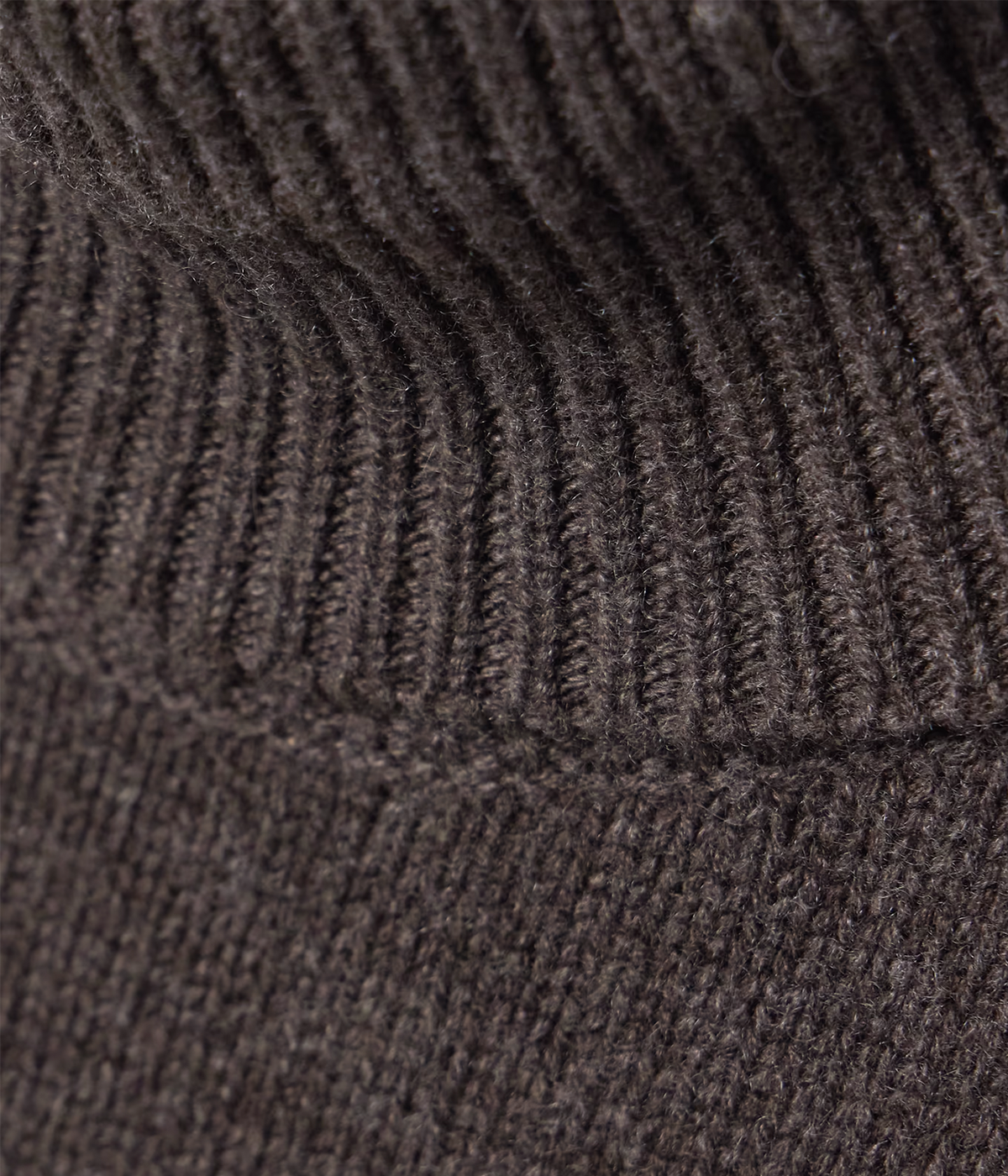 Hollyn Sweater in Dark umber