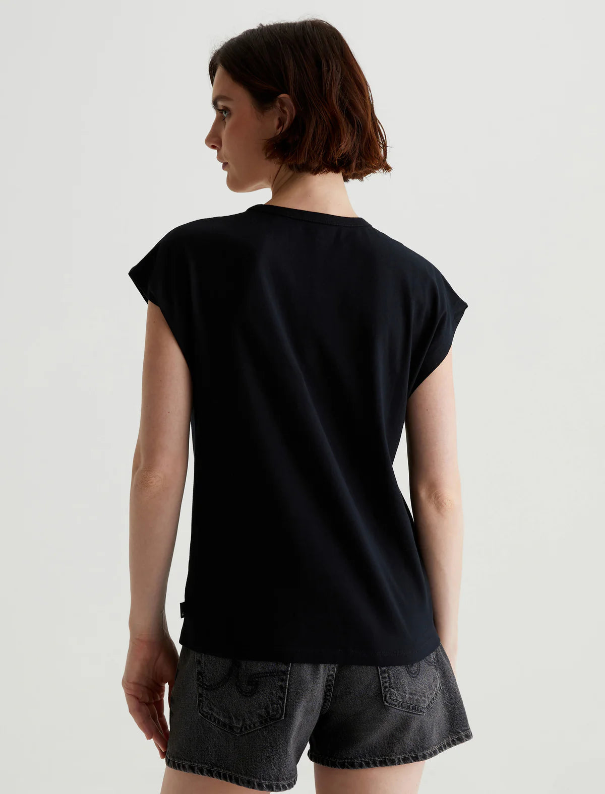 Vintage Willa Scoop Tee in True Black