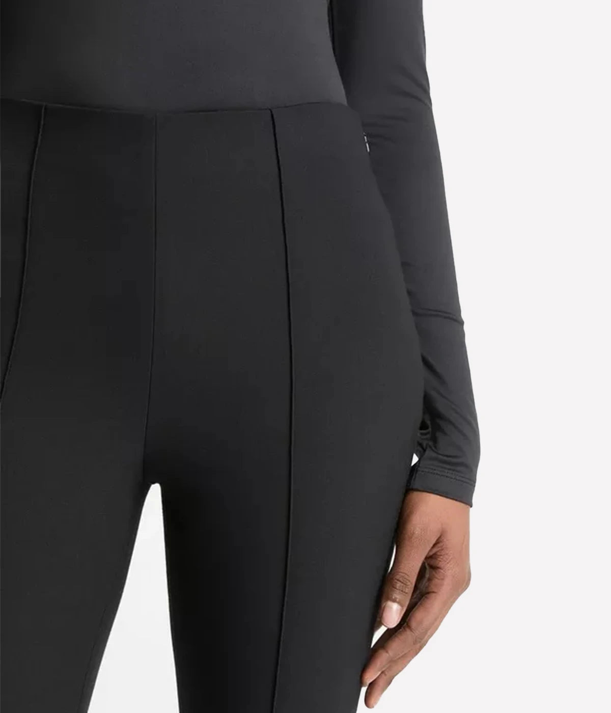 Mid Rise Pin Tuck Crop Flare Pant in Black