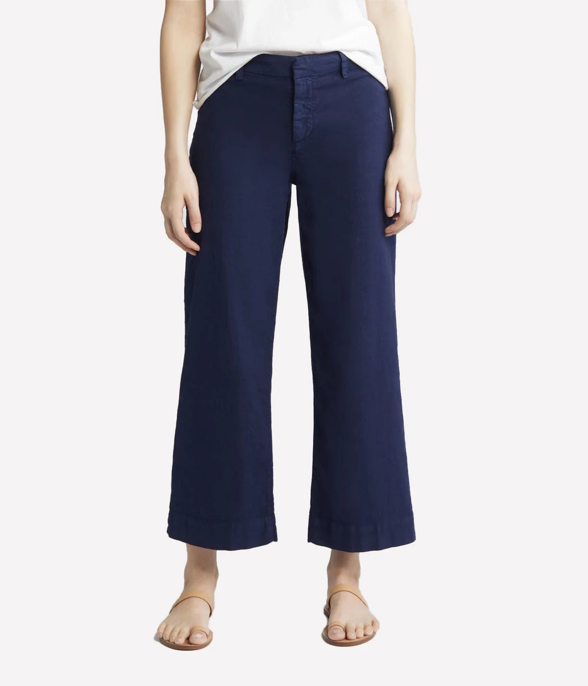 High-rise wide-leg linen pants in Italian Performance Linen, featuring a cropped hem, sleek design, and back patch pockets.