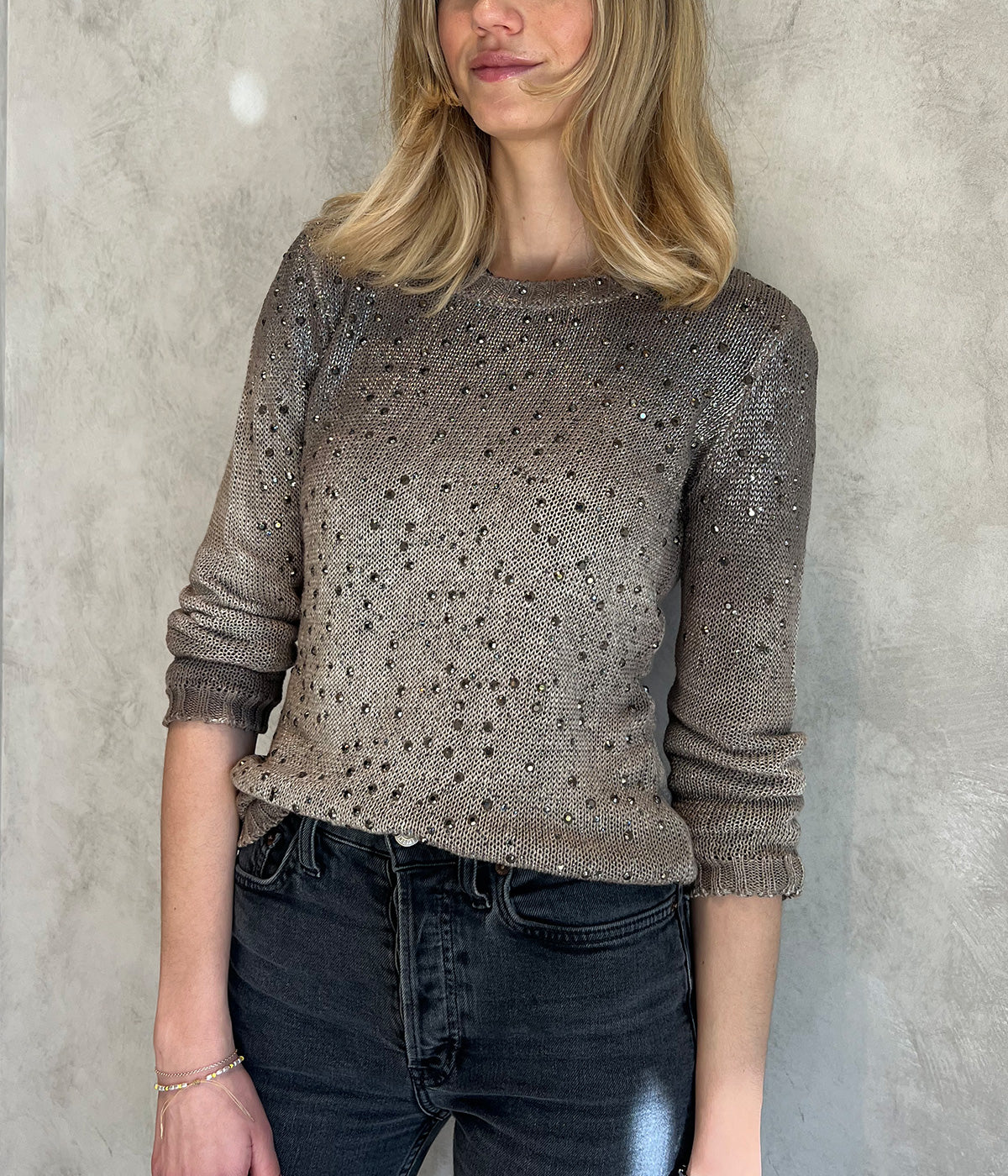 Linen Round Neck Pullover w Studs in Taupe